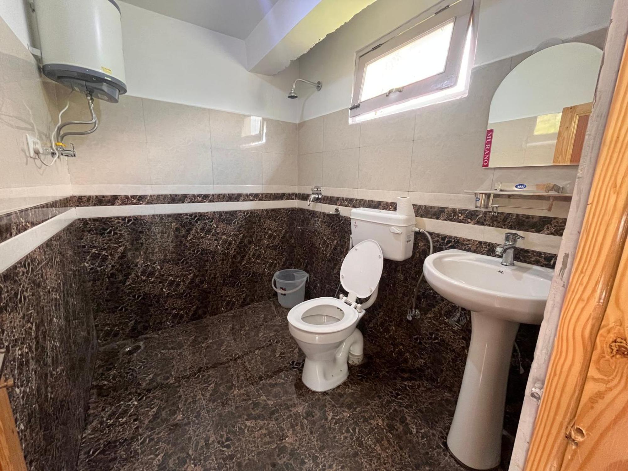 Hotel English Rose, #Personal Parking, #Petfriendly, #Garden, #Bonfire Under The Stars Manāli Zewnętrze zdjęcie