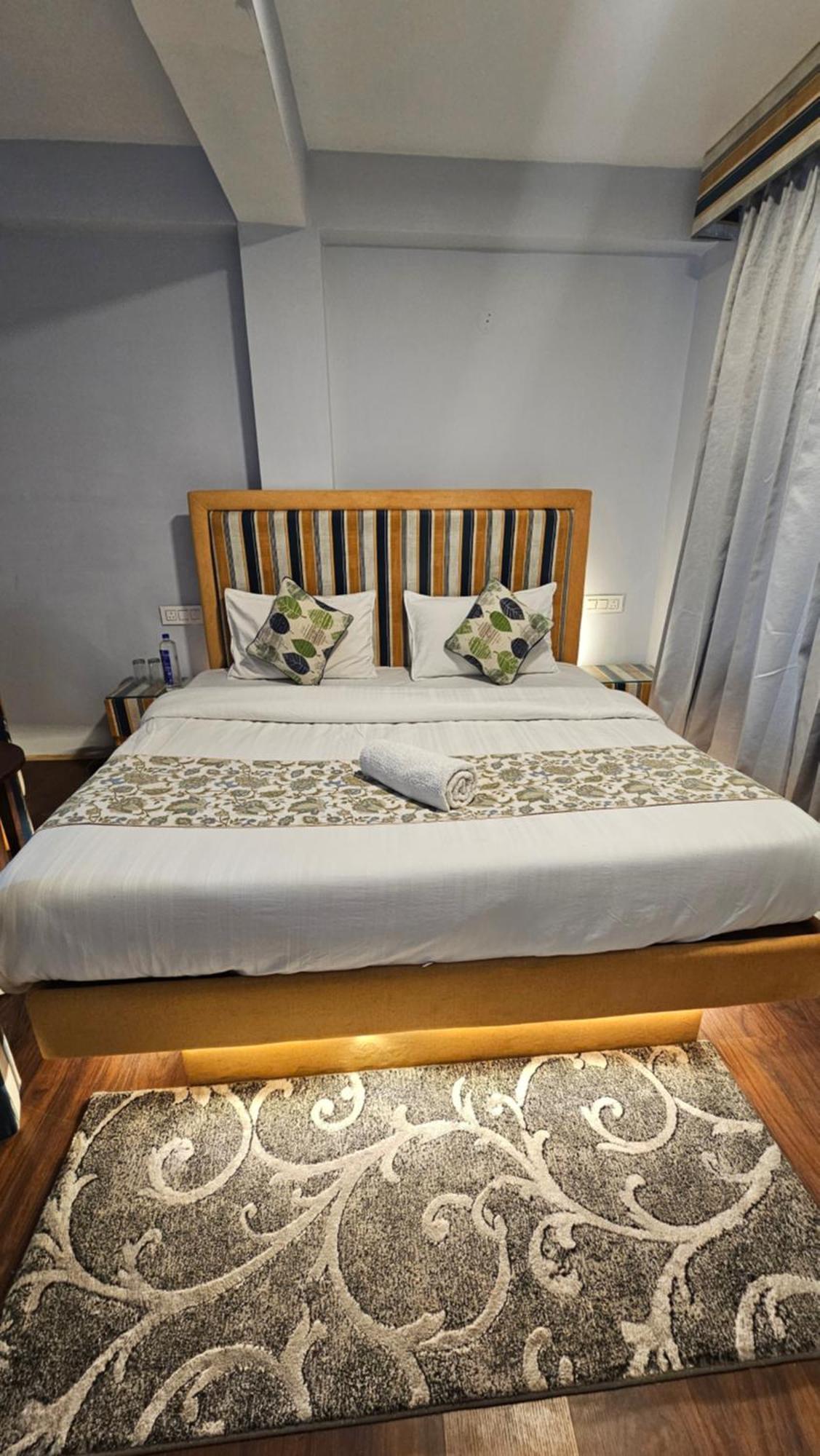 Hotel English Rose, #Personal Parking, #Petfriendly, #Garden, #Bonfire Under The Stars Manāli Zewnętrze zdjęcie