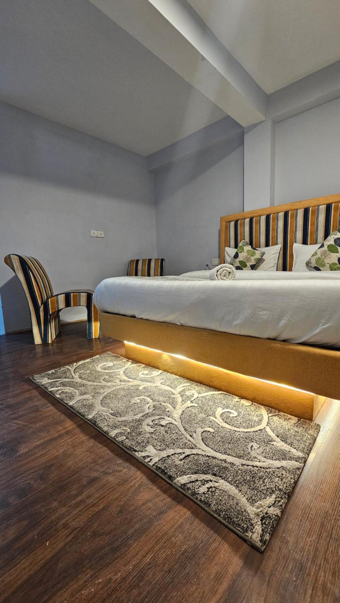 Hotel English Rose, #Personal Parking, #Petfriendly, #Garden, #Bonfire Under The Stars Manāli Zewnętrze zdjęcie