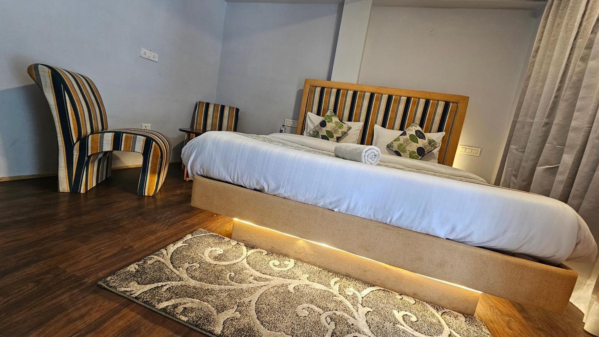 Hotel English Rose, #Personal Parking, #Petfriendly, #Garden, #Bonfire Under The Stars Manāli Zewnętrze zdjęcie