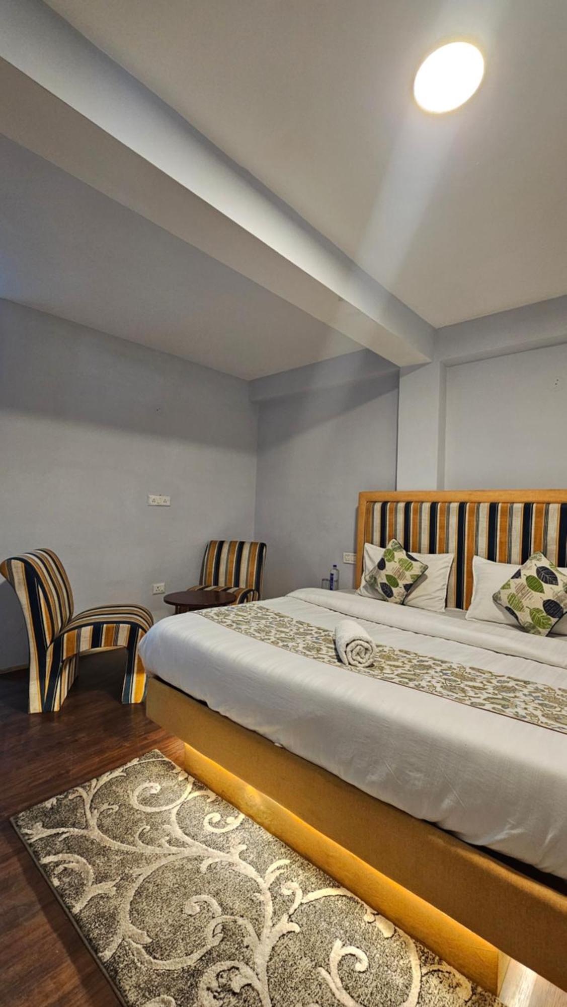 Hotel English Rose, #Personal Parking, #Petfriendly, #Garden, #Bonfire Under The Stars Manāli Zewnętrze zdjęcie